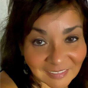 Meet your Posher, Ada